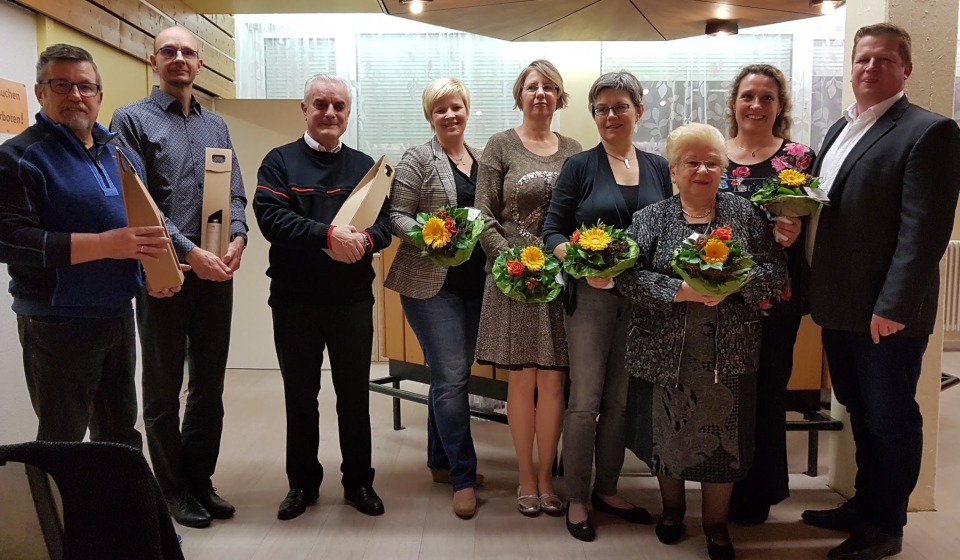 Die verdienten Mitglieder des erweiterten Vorstands des TSC GGC Ludwigshafen